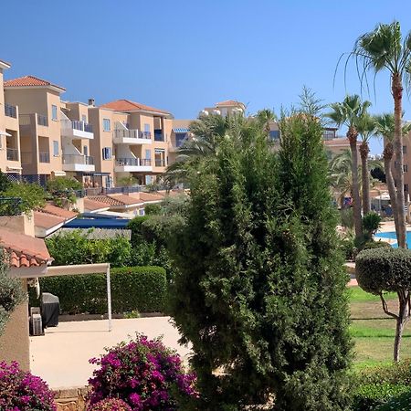 King'S Palace - Spacious 2 Bed, 2 Bath With Sea And Pool Views بافوس المظهر الخارجي الصورة