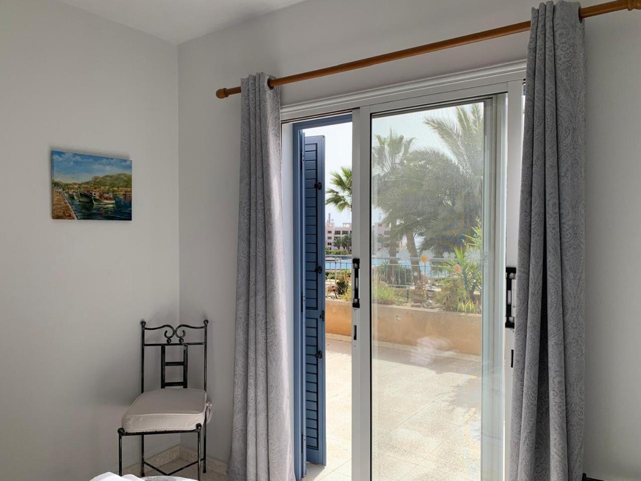 King'S Palace - Spacious 2 Bed, 2 Bath With Sea And Pool Views بافوس المظهر الخارجي الصورة